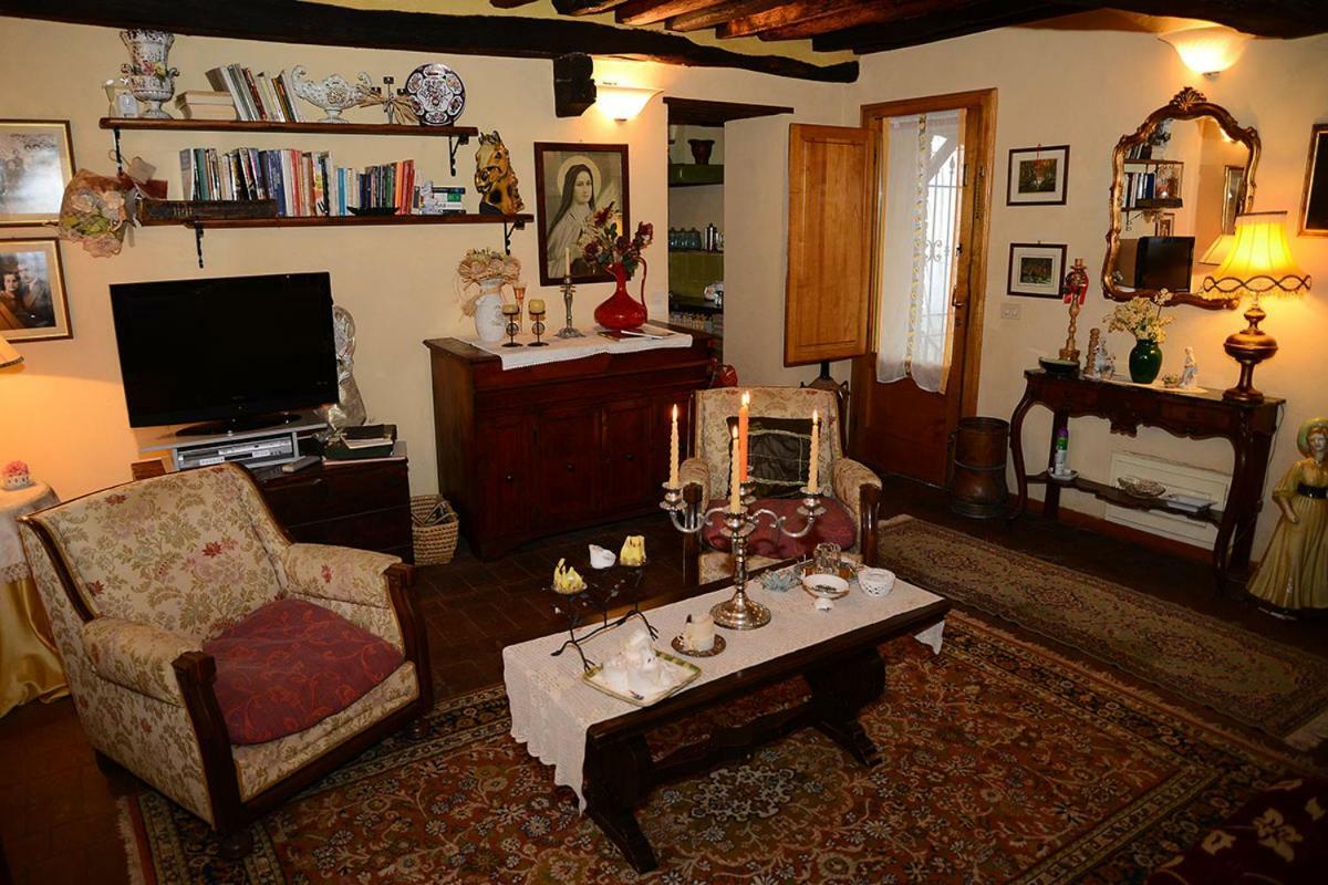 Casa Teresina Villa Collodi Luaran gambar